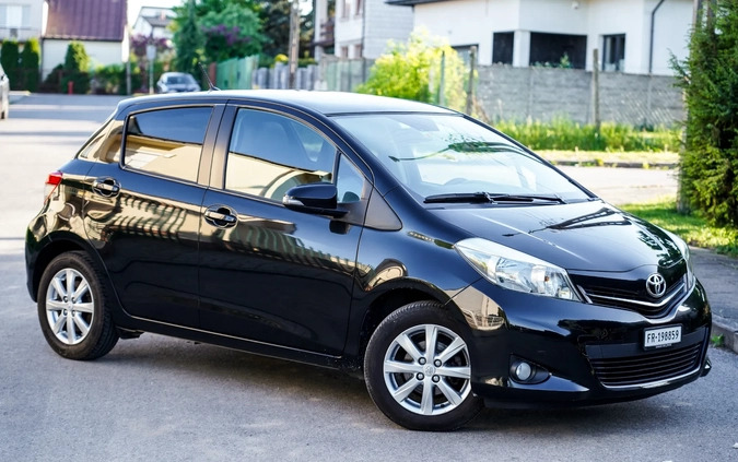 Toyota Yaris cena 32900 przebieg: 180598, rok produkcji 2012 z Radom małe 704